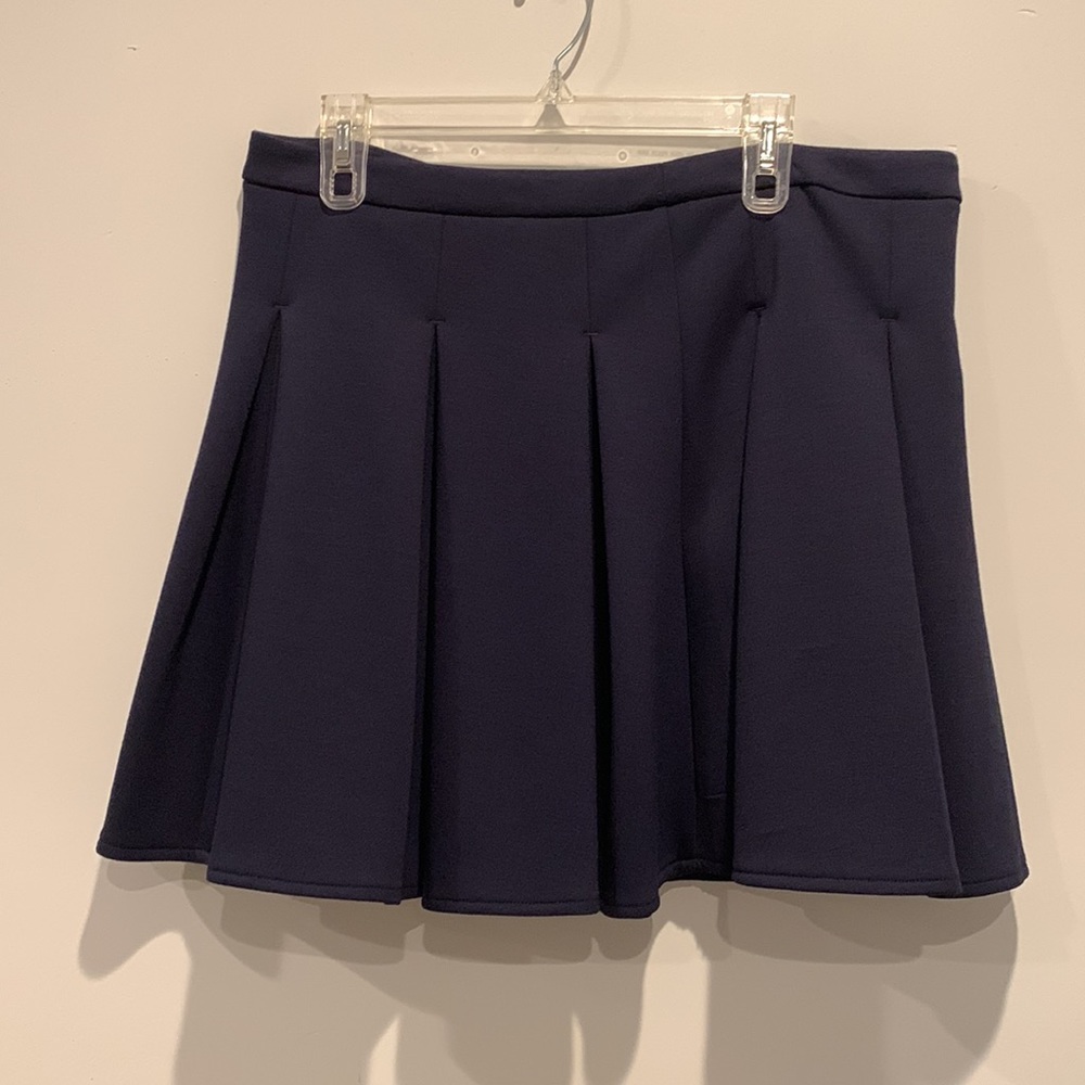TT: Merona Navy Pleated Skater Skirt - Picture 3 of 15